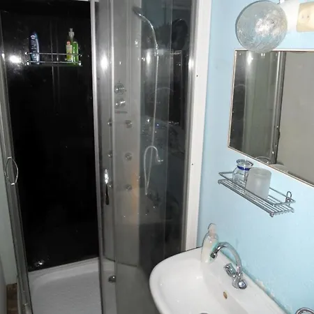 招待所 39号花园小屋公寓 塞格德