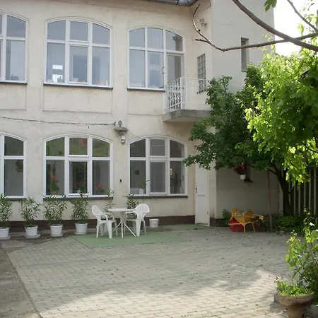 招待所 39号花园小屋公寓 塞格德